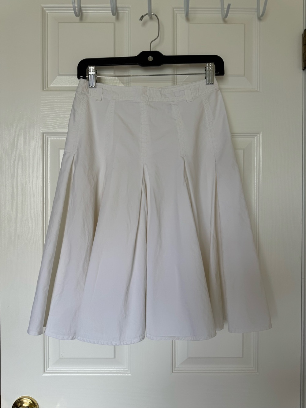 Marc Cain White Circle Skirt with Gentle Pleats